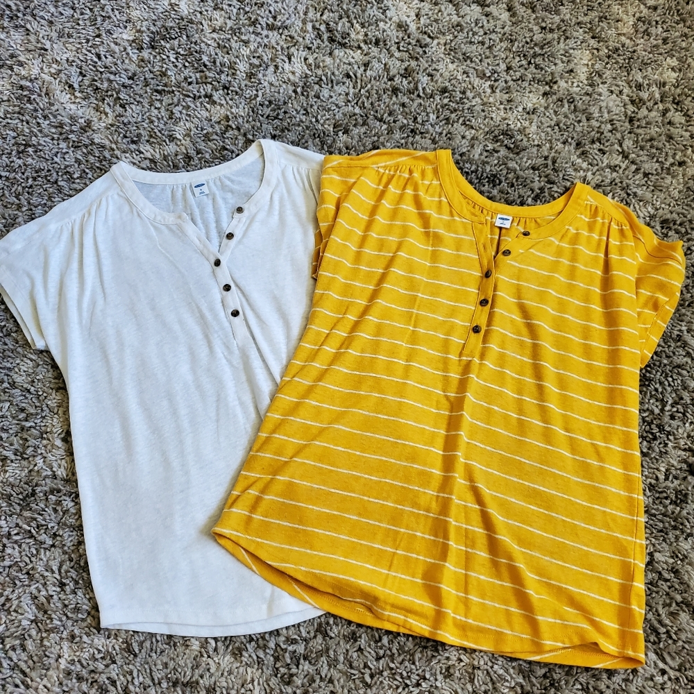2 t shirts